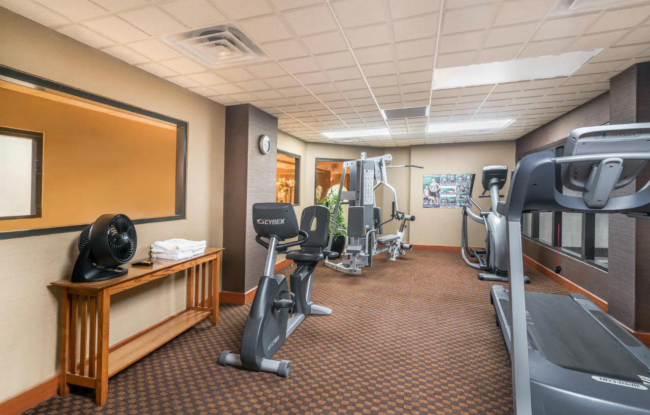Wingate By Wyndham Hotel Лексингтън Екстериор снимка
